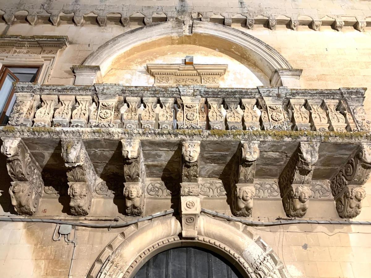 Palazzo Moschettini Martano Exterior foto